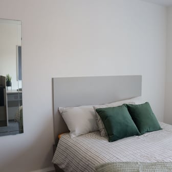 Bronze Studio - Image 2